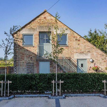 Granary, Cheltenham Exteriör bild
